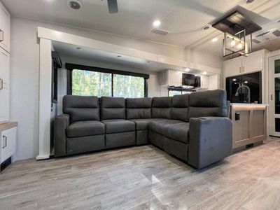 2026 Jayco Eagle - Photo 9