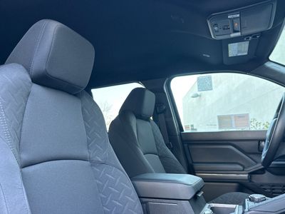 2026 Toyota Tacoma — photo 17 view