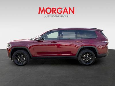 2026 Jeep Grand Cherokee L — engine compartment view