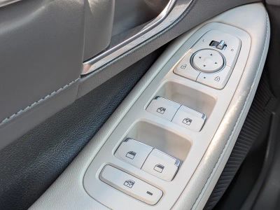 2023 Hyundai Sonata Hybrid — photo 20 view