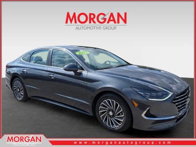 2023 Hyundai Sonata Hybrid Limited in Portofino Gray — front three-quarter view