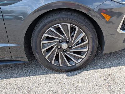 2023 Hyundai Sonata Hybrid — photo 11 view