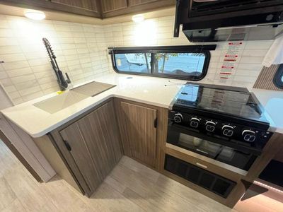 2026 Forest River RV Salem — photo 11 view