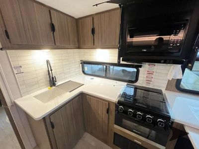 2026 Forest River RV Salem — photo 10 view