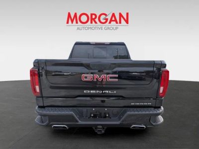 2019 GMC Sierra 1500 — interior view