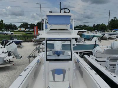 2023 Robalo 266 Cayman SD — photo 19 view