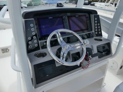 2023 Robalo 266 Cayman SD — photo 12 view