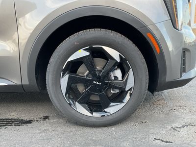 2026 Kia Sorento Hybrid - Photo 16