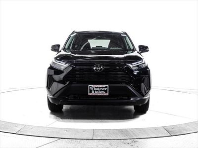 2025 Toyota RAV4 - Photo 2