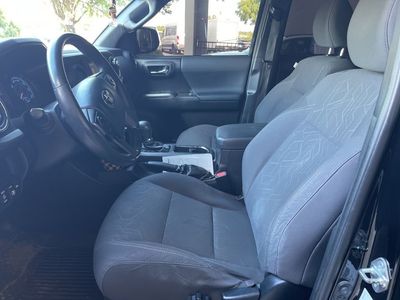 2017 Toyota Tacoma TRD Off-Road Double Cab — detail view