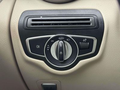 2022 Mercedes-Benz GLC - Photo 21