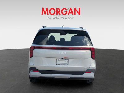 2026 Kia Carnival Hybrid — engine compartment view
