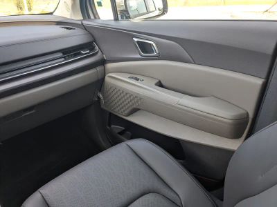 2026 Kia Carnival Hybrid — photo 23 view