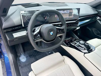 2026 BMW 5 Series — photo 7 view