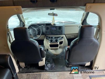 2016 Thor Motor Coach Outlaw Class C - Photo 23