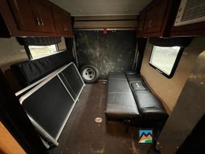 2016 Thor Motor Coach Outlaw Class C - Photo 42
