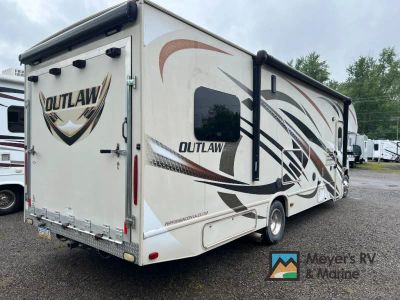 2016 Thor Motor Coach Outlaw Class C - Photo 5