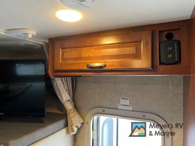2016 Thor Motor Coach Outlaw Class C - Photo 29