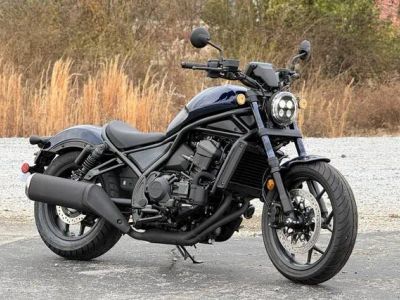2025 Honda® Rebel 1100 DCT — front three-quarter view