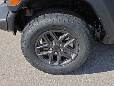 2026 Jeep Wrangler - Photo 11