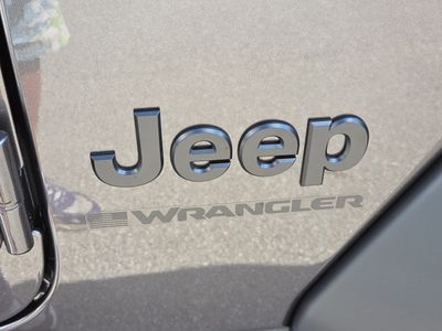 2026 Jeep Wrangler - Photo 15