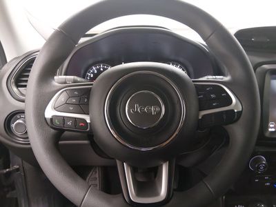 2023 Jeep Renegade - Photo 12