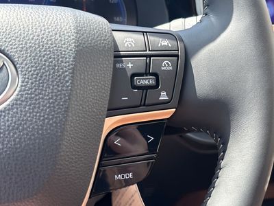 2026 Toyota Crown Signia — photo 23 view