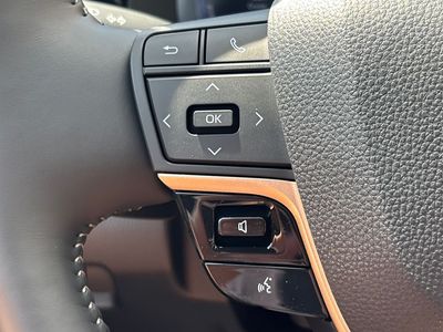 2026 Toyota Crown Signia — photo 22 view