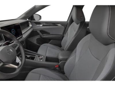 2026 Volkswagen Tiguan — photo 8 view