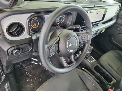 2026 Jeep Wrangler — photo 16 view