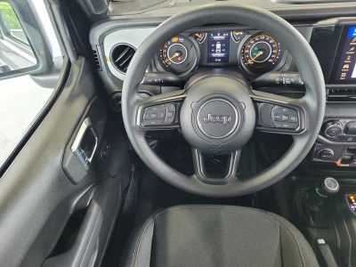 2026 Jeep Wrangler — photo 11 view