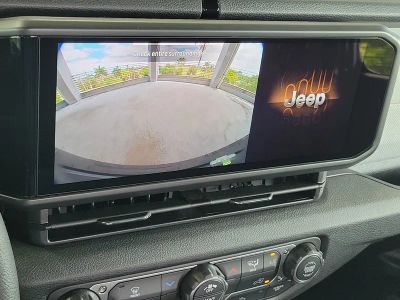 2026 Jeep Wrangler — photo 27 view