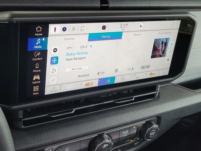 2026 Jeep Wrangler — photo 26 view