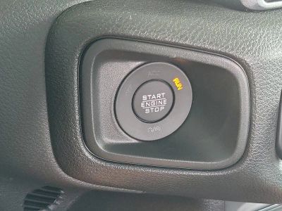 2026 Jeep Wrangler — photo 25 view