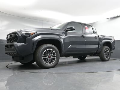 2025 Toyota Tacoma i-FORCE MAX TRD Sport i-FORCE MAX Truck Double Cab — photo 18 view