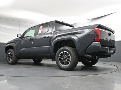 2025 Toyota Tacoma i-FORCE MAX TRD Sport i-FORCE MAX Truck Double Cab — photo 24 view