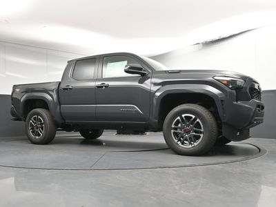 2025 Toyota Tacoma i-FORCE MAX TRD Sport i-FORCE MAX Truck Double Cab — photo 20 view