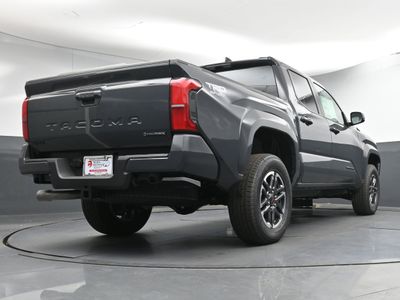 2025 Toyota Tacoma i-FORCE MAX TRD Sport i-FORCE MAX Truck Double Cab — photo 22 view