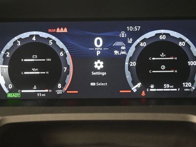 2025 Toyota Tacoma i-FORCE MAX TRD Sport i-FORCE MAX Truck Double Cab — photo 9 view