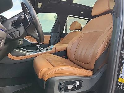 2022 BMW X7 — side profile view