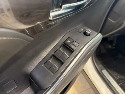 2023 Toyota Highlander L - Photo 11