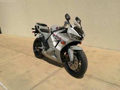 2026 Honda CBR600RRT - Photo 2