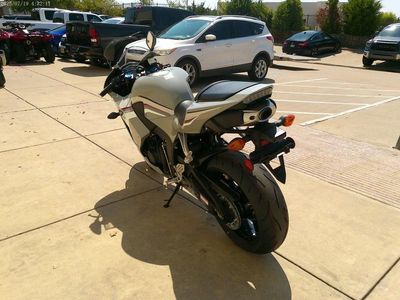 2026 Honda CBR600RRT - Photo 5