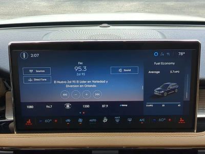 2023 Lincoln Corsair — photo 20 view