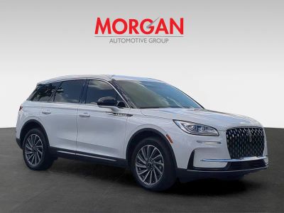 2023 Lincoln Corsair — side profile view