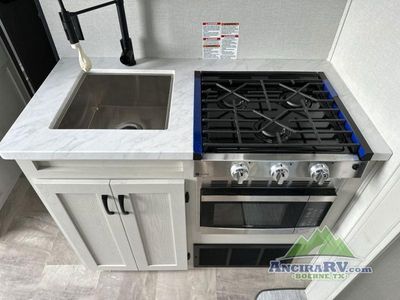 2026 Coachmen RV Chaparral Lite - Photo 9