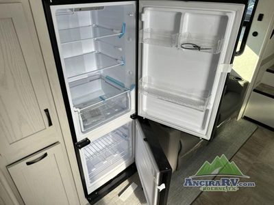 2026 Coachmen RV Chaparral Lite - Photo 11