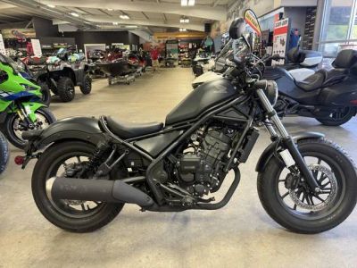 2026 Honda® Rebel 300 E-Clutch — front three-quarter view