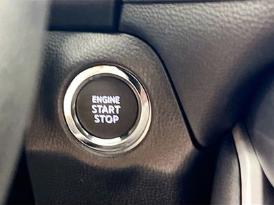 2025 Toyota RAV4 - Photo 20
