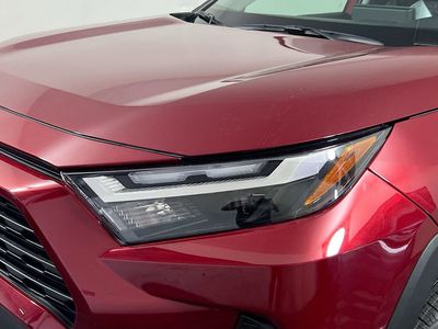 2025 Toyota RAV4 - Photo 9